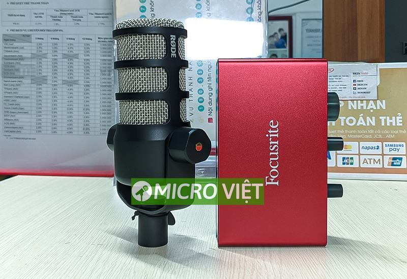 Combo live Focusrite solo gen 3 mic rode podmic 1 Combo live Focusrite solo gen 3 mic rode podmic